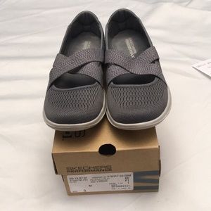 Sketchers performance shoes. Go Walk Lite size 8.